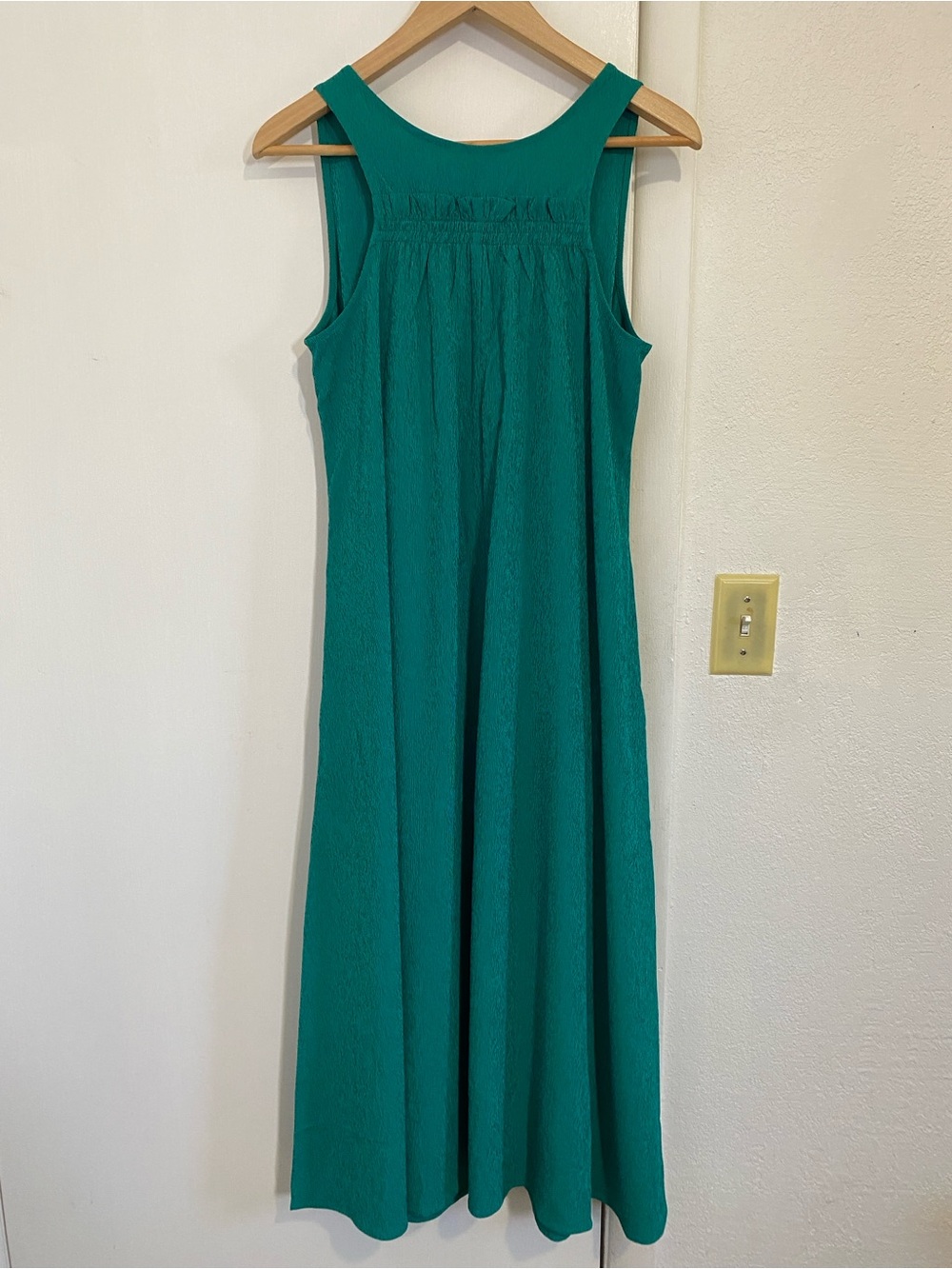 Athleta Women's Solid Emerald Green Echo Midi Dress Ruched Waist SP Casual - Picture 5 of 9